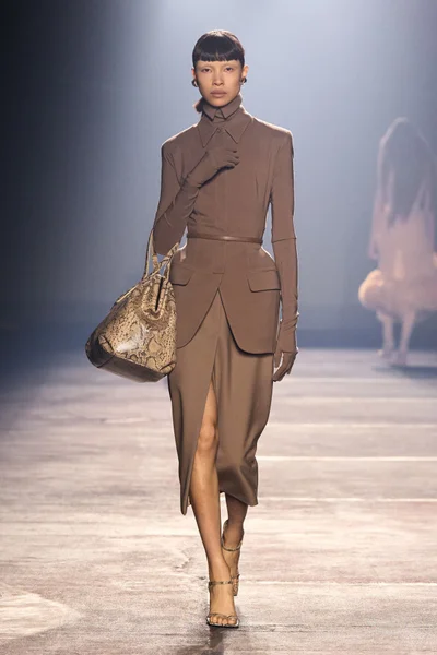 Look 31